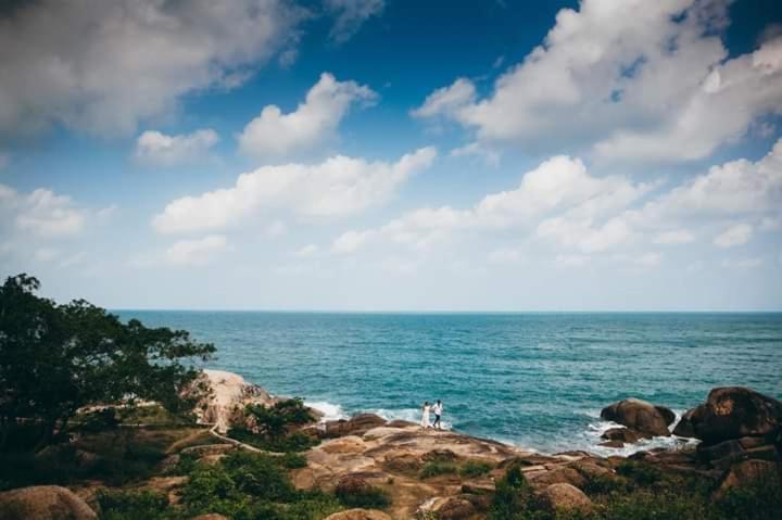 Yala Waves Beach Resort Kirinda  Exterior photo